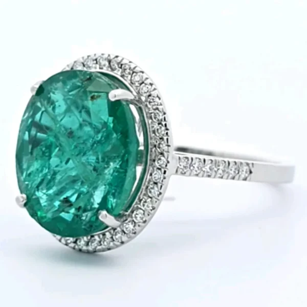 Ring Platinum - 6.42ct. tw. Emerald - Diamond - Zambia Emerald - Image 3