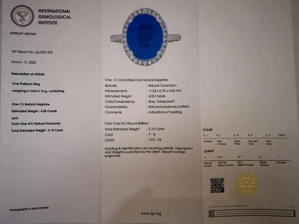 Ring Platinum - 4.24ct. tw. Sapphire - Diamond - Image 2